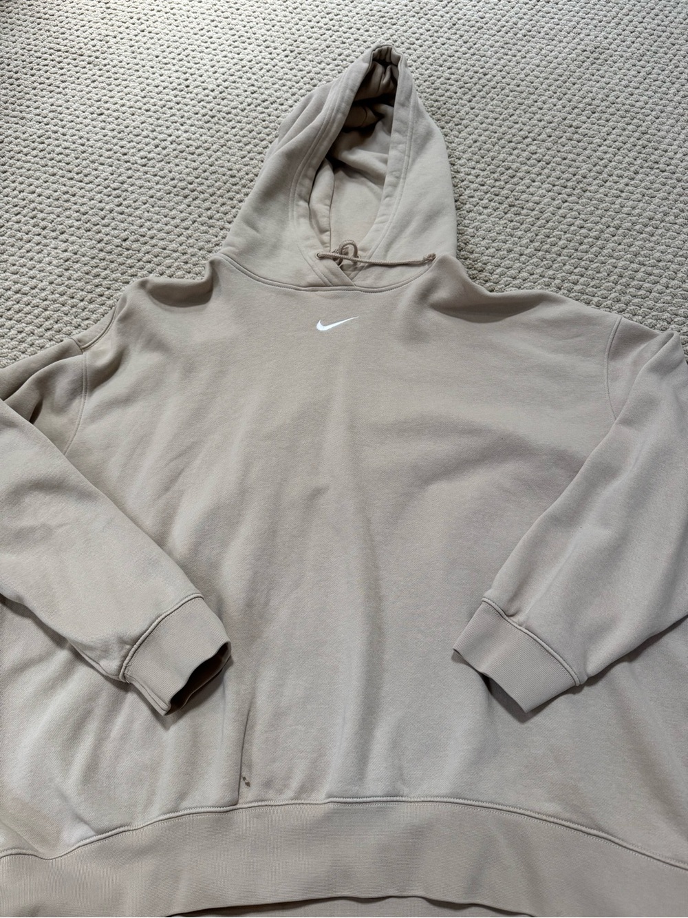 Nike Men's Hoodie Center Swoosh Logo SELLING MY CLOSET! Bundle Deals!!